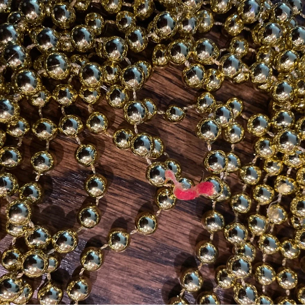 Santa's Best Christmas Gold Beaded Garland (Set of 10)